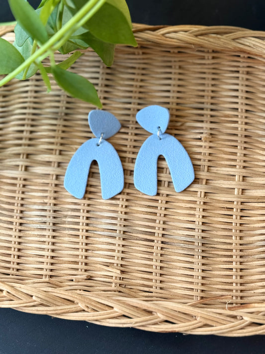 “Primavera” Earrings (Baby Blue)
