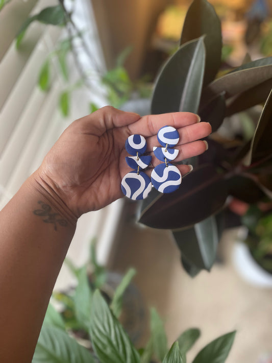 “Nicole” Navy+White