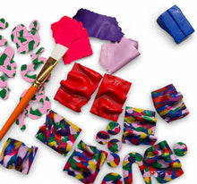 Load image into Gallery viewer, “Kelly” Studs
